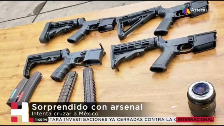 Traía un arsenal de armas largas escondido entre alimentos y pretendía introducirlo a México