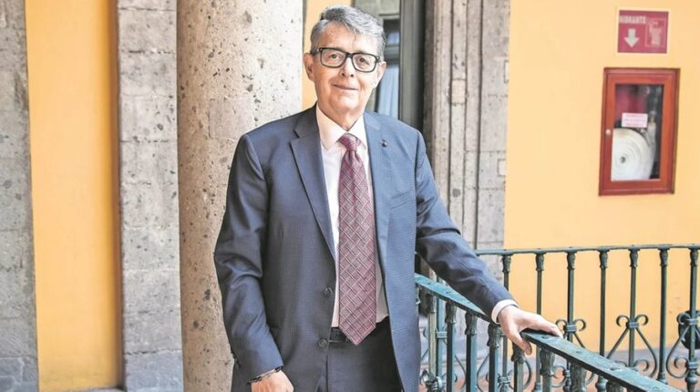 Sheinbaum nombra a Alfonso Suárez como nuevo secretario de gobierno de la CDMX