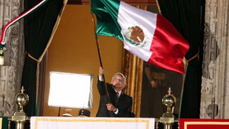 López Obrador anuncia el regreso del Grito de Independencia al Zócalo de la CDMX