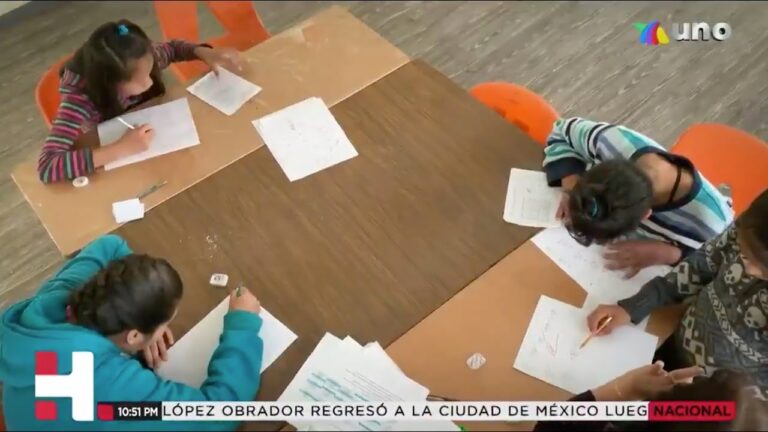 Casi mil niños y adolescentes esperan ser adoptados en México de acuerdo a cifras del DIF