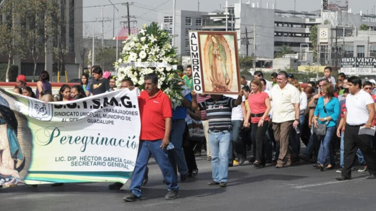 Cancelan en Nuevo León peregrinaciones y celebración del Día de Muertos