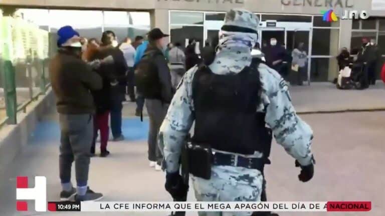 Hombre armado vestido de enfermero ingresó a clínica en Chihuahua y disparó a paciente