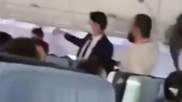 Pasajero violento provoca aterrizaje de emergencia; fue detenido en el aeropuerto