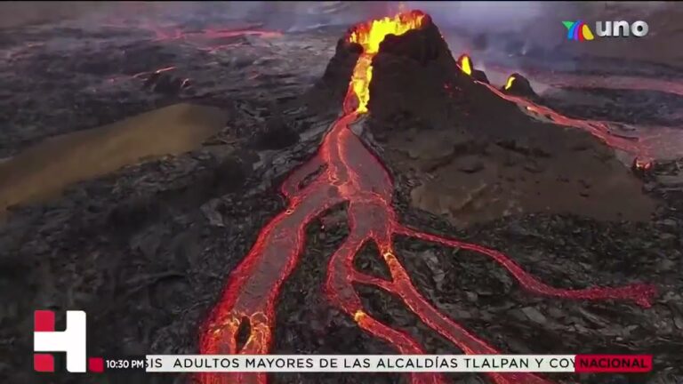 Espectacular erupción del volcán Fagradalsfjall en Islandia; es ya atracción turística