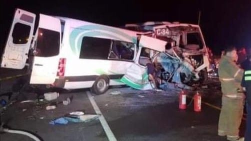 Al menos 16 muertos deja accidente vehicular en Sonora; 13 lesionados