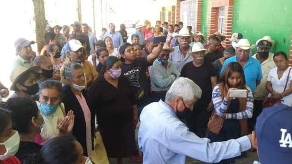 Pobladores de San José Ayuquila, Oaxaca, encarcelan por corrupción al alcalde