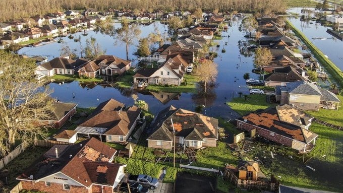Al menos cuatro muertos tras paso del huracán “Ida” por Louisiana y Mississippi