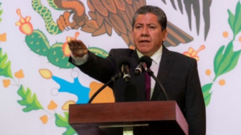 David Monreal rinde protesta como gobernador de Zacatecas; seguridad es prioridad