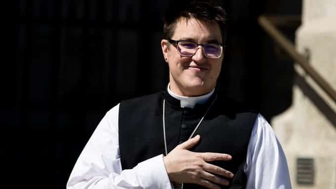 Nombran en Estados Unidos a la primera obispa abiertamente transgénero