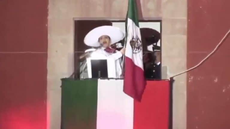 Gallos y metidas de pata: las peores ceremonias del Grito de Independencia y otras historias virales