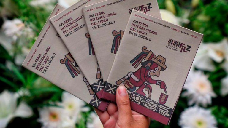 La XXI Feria Internacional del Libro 2021 regresa de manera presencial al Zócalo
