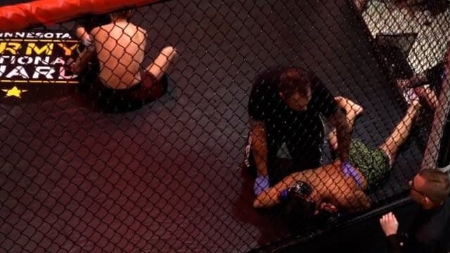 Luchador de la MMA se fractura hueso tras brutal nocaut a un rival