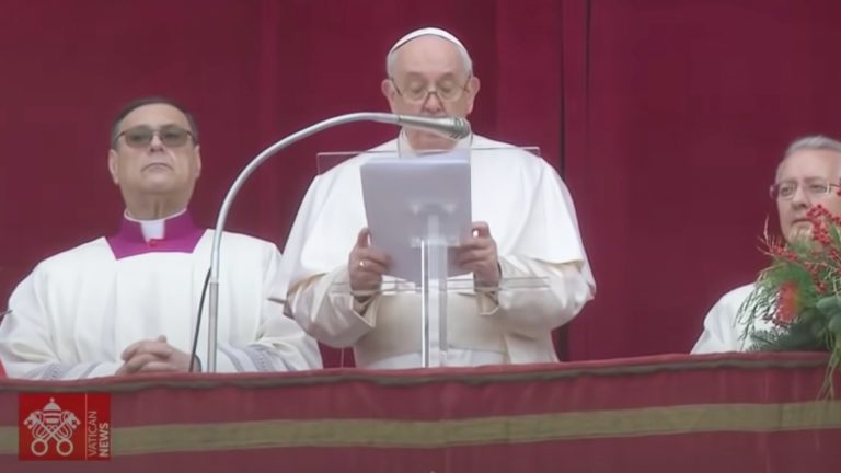 Comparte el papa Francisco mensaje navideño y bendición “Urbi et Orbi” desde Roma