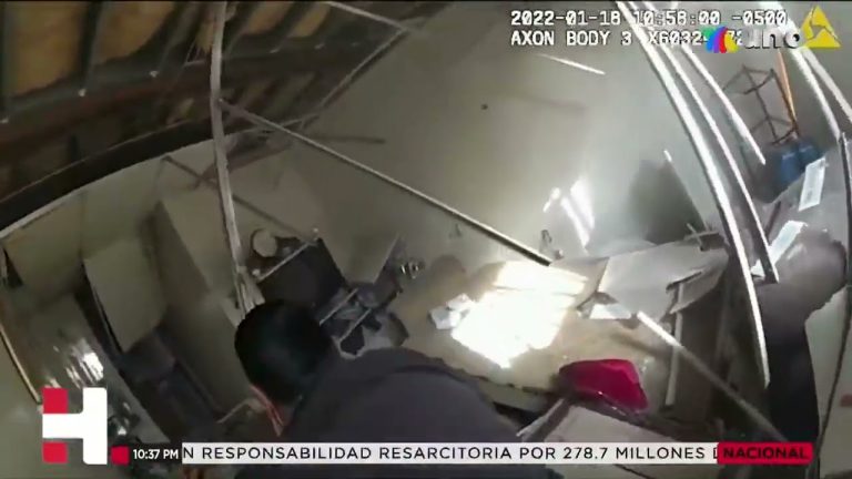 Rescatan a adulto mayor tras explosión en barrio del Bronx en Nueva York