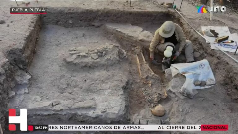 Encuentran esqueletos humanos de la época virreinal en hospital de Puebla