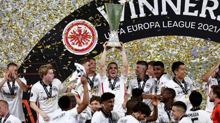 Eintracht Frankfurt de Alemania se corona campeón de la Europa League