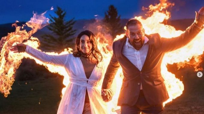Novios se casan en Estados Unidos y se prenden fuego durante la celebración