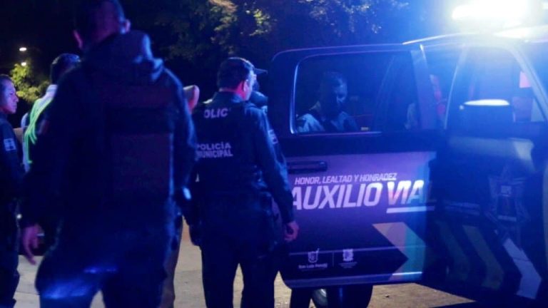 Policías se enfrentan a civiles armados en San Luis Potosí; abaten a uno