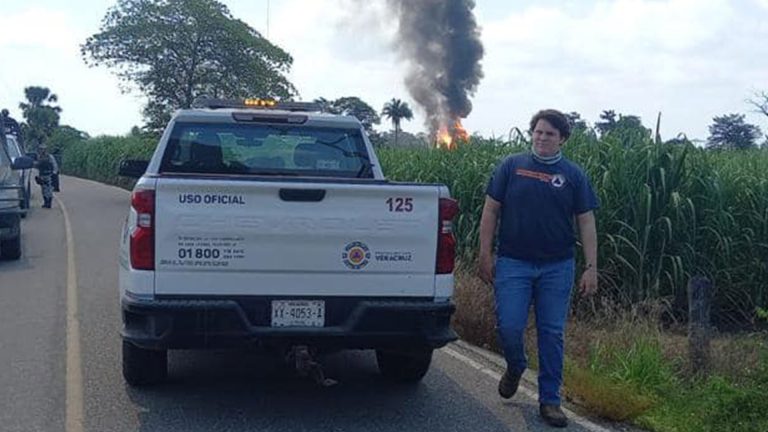 Explosión en ducto de Pemex en Veracruz deja a una persona sin vida por quemaduras