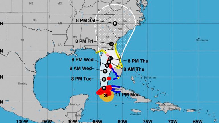 “Ian” toma fuerza y se convierte en huracán categoría 3; toca tierra en Cuba