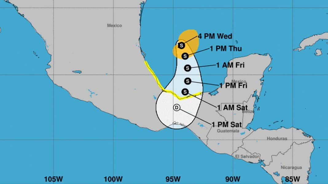 La tormenta tropical Karl se aproxima a las costas de Veracruz