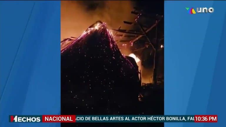 Se incendian hoteles en la isla de Holbox, en Quintana Roo; al menos 2 establecimientos quemados