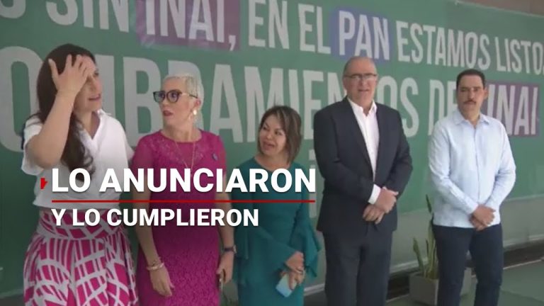 Senadores del PAN toman la tribuna y protestan por la negativa de designar a los comisionados del INAI