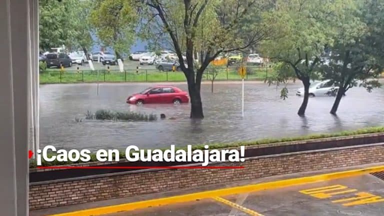 Intensa lluvia provoca inundaciones en Guadalajara